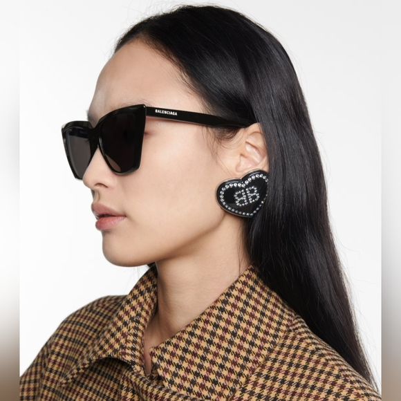 Balenciaga Sunglasses - Picture 2 of 14
